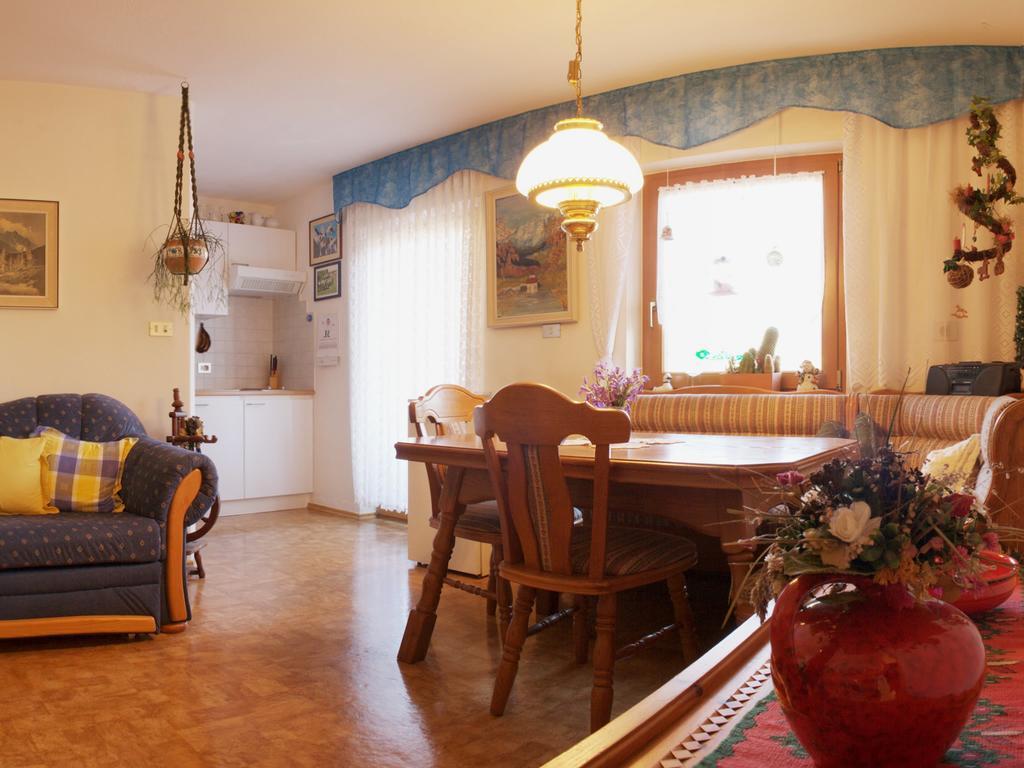 Appartements Sonnengarten Tirolo Chambre photo
